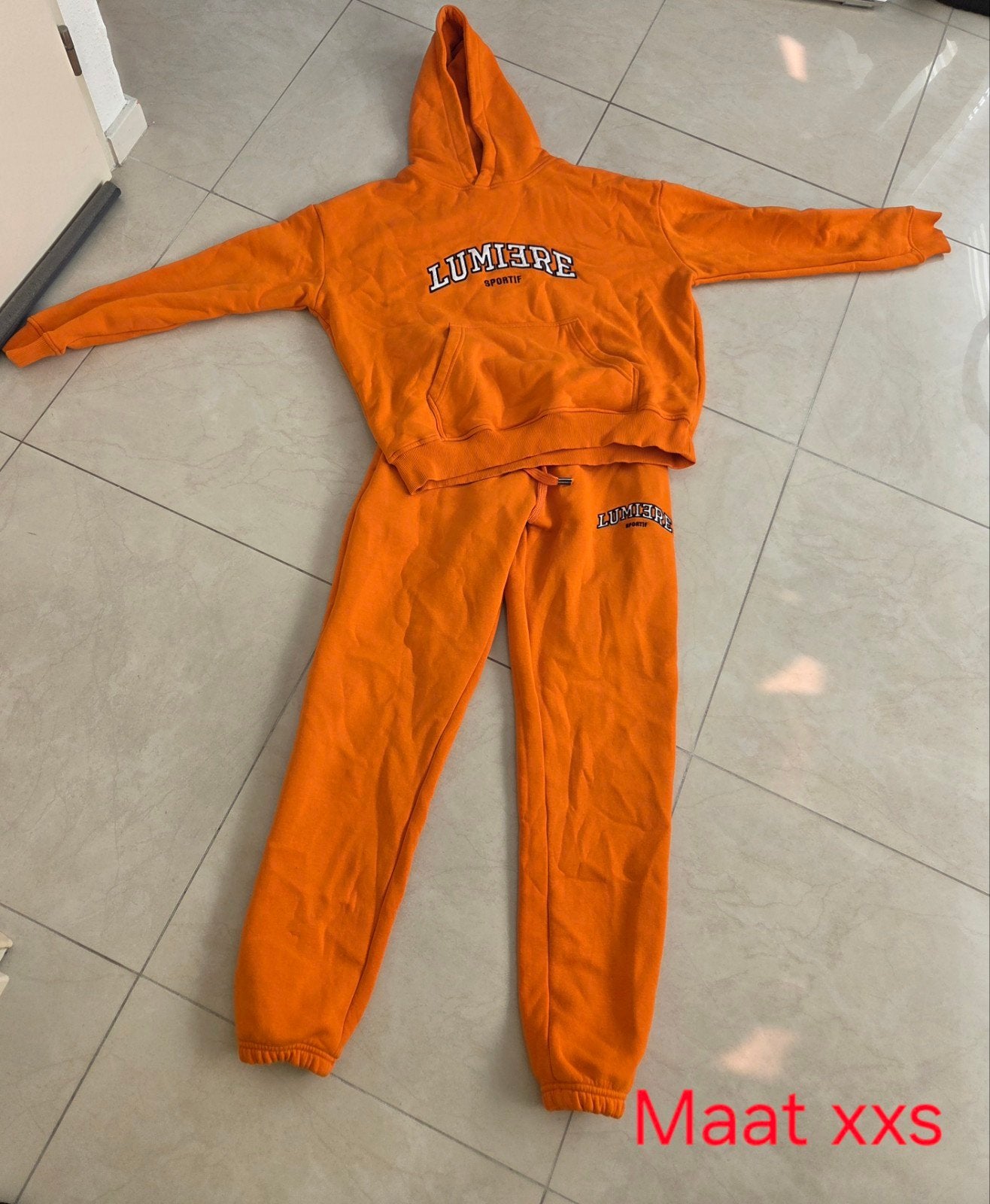 Lumiere Sportif Oranje Trainingspak Maat XXS, Kleding | Dames, Lumiere Sportif, Ophalen of Verzenden, Zo goed als nieuw