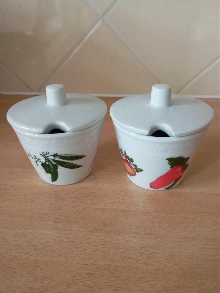 Bavaria 2 potjes voor o.a. kruiden of mosterd, Ophalen of Verzenden, Glas, Overige stijlen, Overige typen