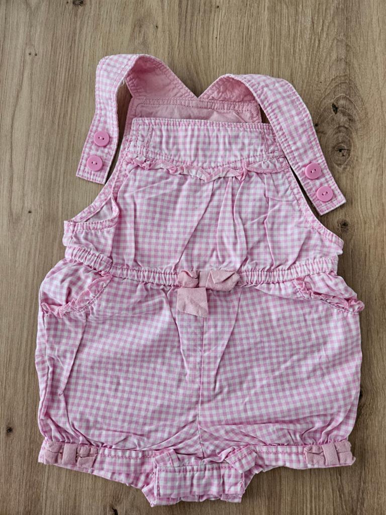 Leuke roze geruite tuinbroek maat 74 Baby Club, Gebruikt, Meisje, Ophalen of Verzenden, Baby Club