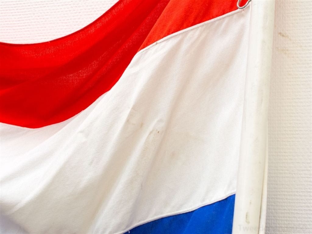 Vlaggenstok met Nederlandse vlag 91852, Ophalen of Verzenden, Gebruikt