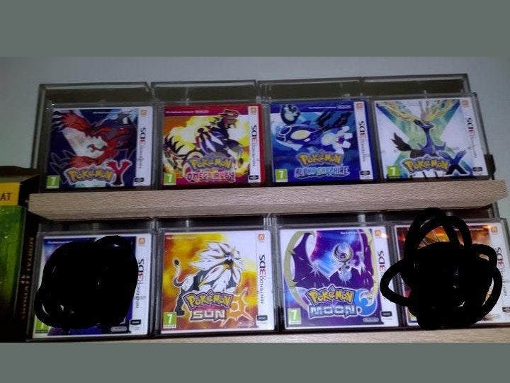 Complete Pokémon 3DS Collectie - Geseald in Acryl Case, Online, 1 speler, Nieuw, Ophalen of Verzenden