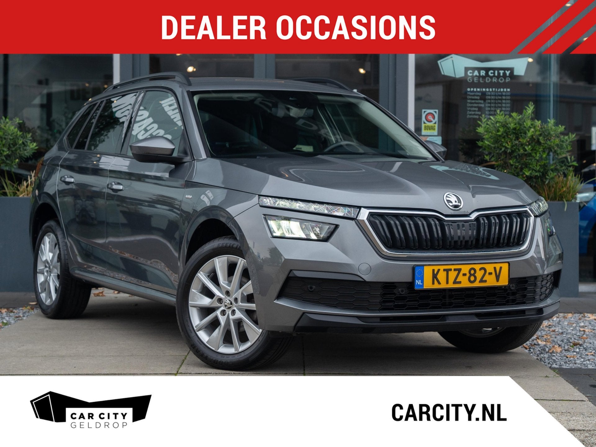 Skoda Kamiq 1.0 TSI 110pk Automaat Ambition Tour | Smart Lin, Auto's, Dealer onderhouden, Stof, Gebruikt, Met garantie (alle)