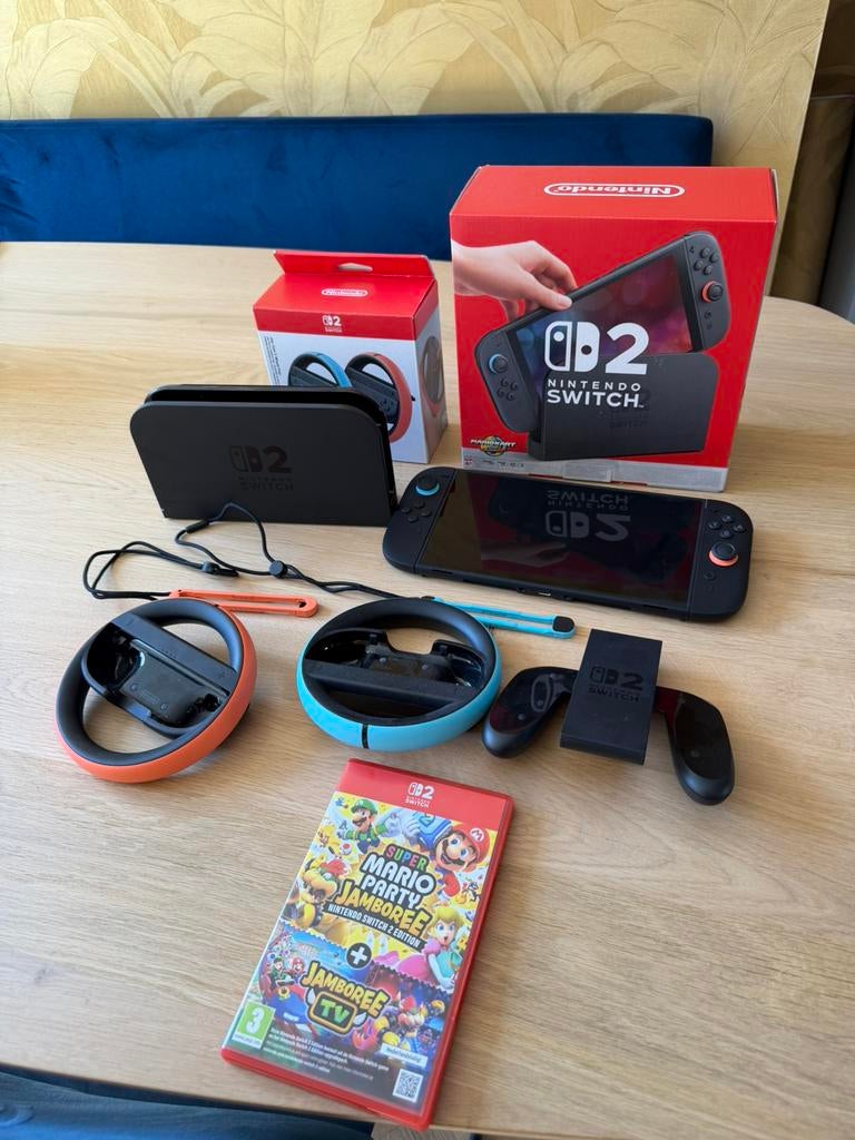 Nintendo Switch 2 + spel Super Mario Party Jamboree en accs, Spelcomputers en Games, Spelcomputers | Nintendo Switch, Ophalen