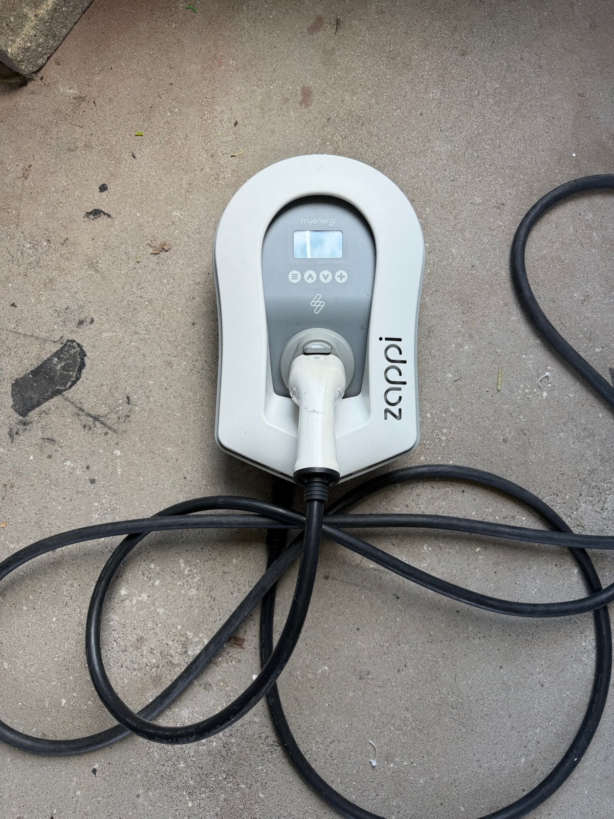 Zappi V2 Laadpaal met geïntegreerde laadkabel, Ophalen of Verzenden, Gebruikt, Laadpaal en Laadkabel