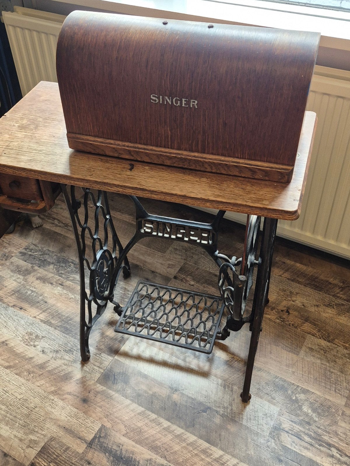 2 vintage naaimachines, Ophalen