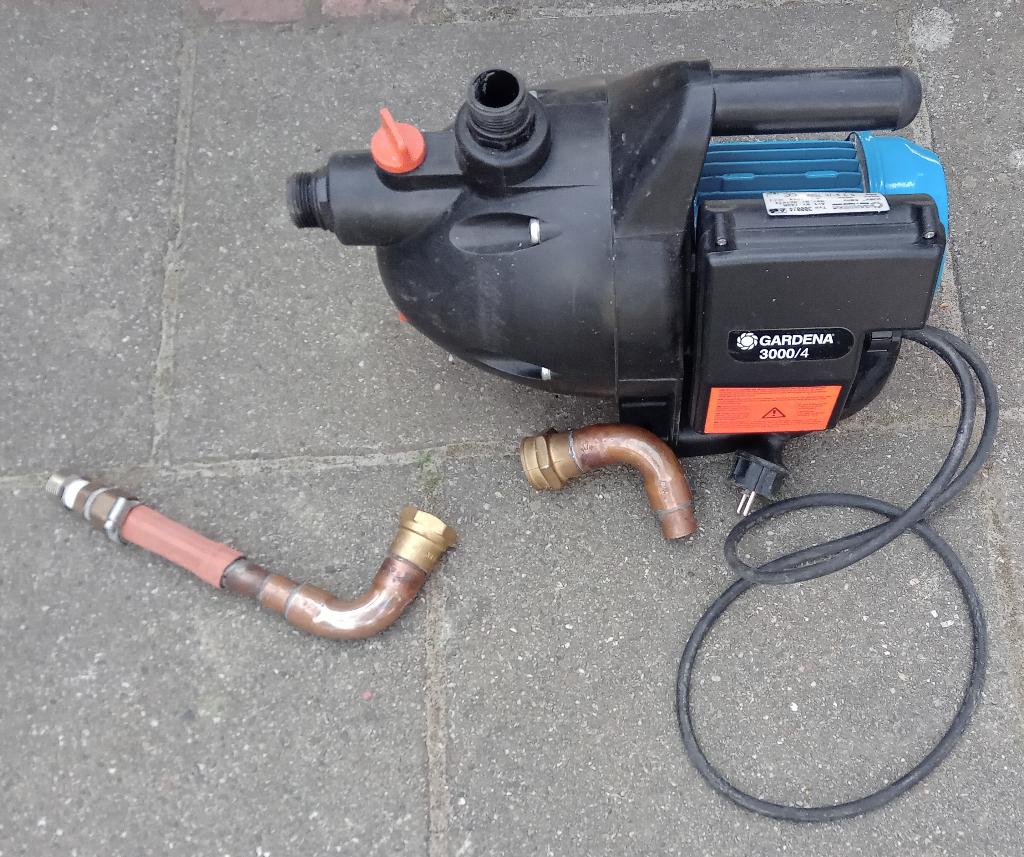 Gardena 3000 / 4 beregeningspomp, Ophalen of Verzenden, Zo goed als nieuw, Elektrisch, Beregeningspomp
