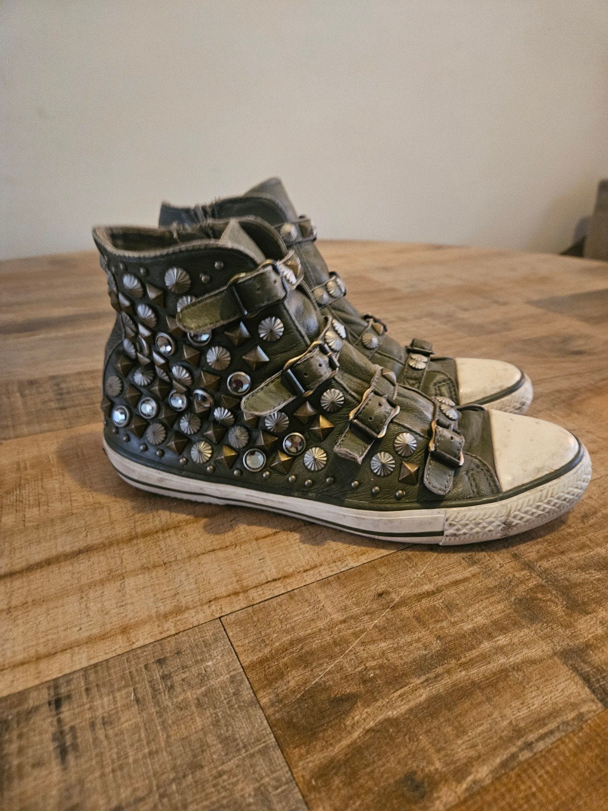 ASH Limited Leren Sneakers Maat 40 Groen Studs Crystals, ASH Limited, Ophalen of Verzenden
