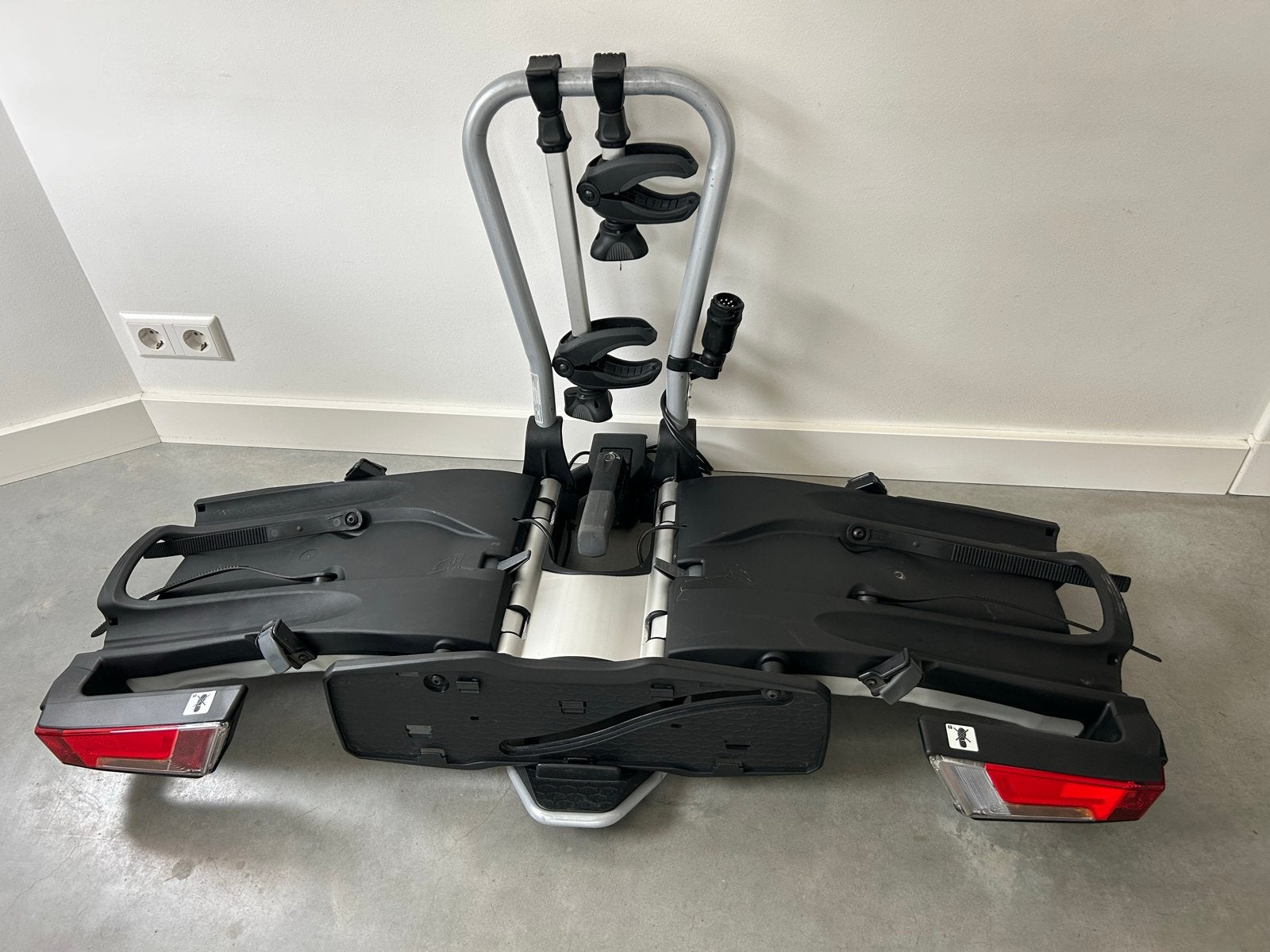 Thule VOLVO Easyfold opklapbare fietsendrager voor E-bikes, Ophalen, Elektrische fiets, Zo goed als nieuw, 2 fietsen