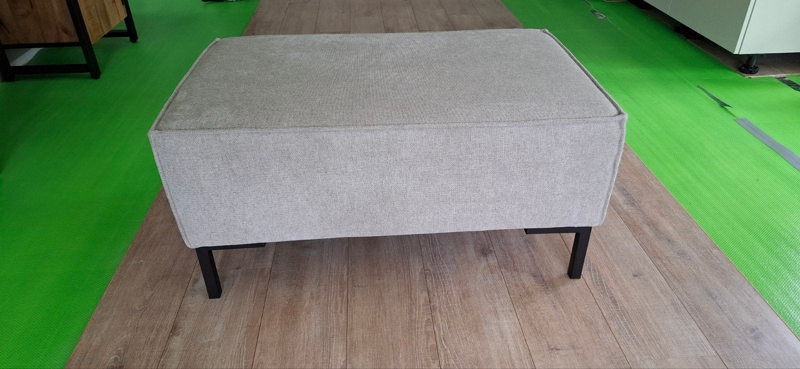 Hocker NIEUW, Huis en Inrichting, Banken | Voetenbanken en Poefen, Ophalen, Nieuw, 75 tot 100 cm, Stof