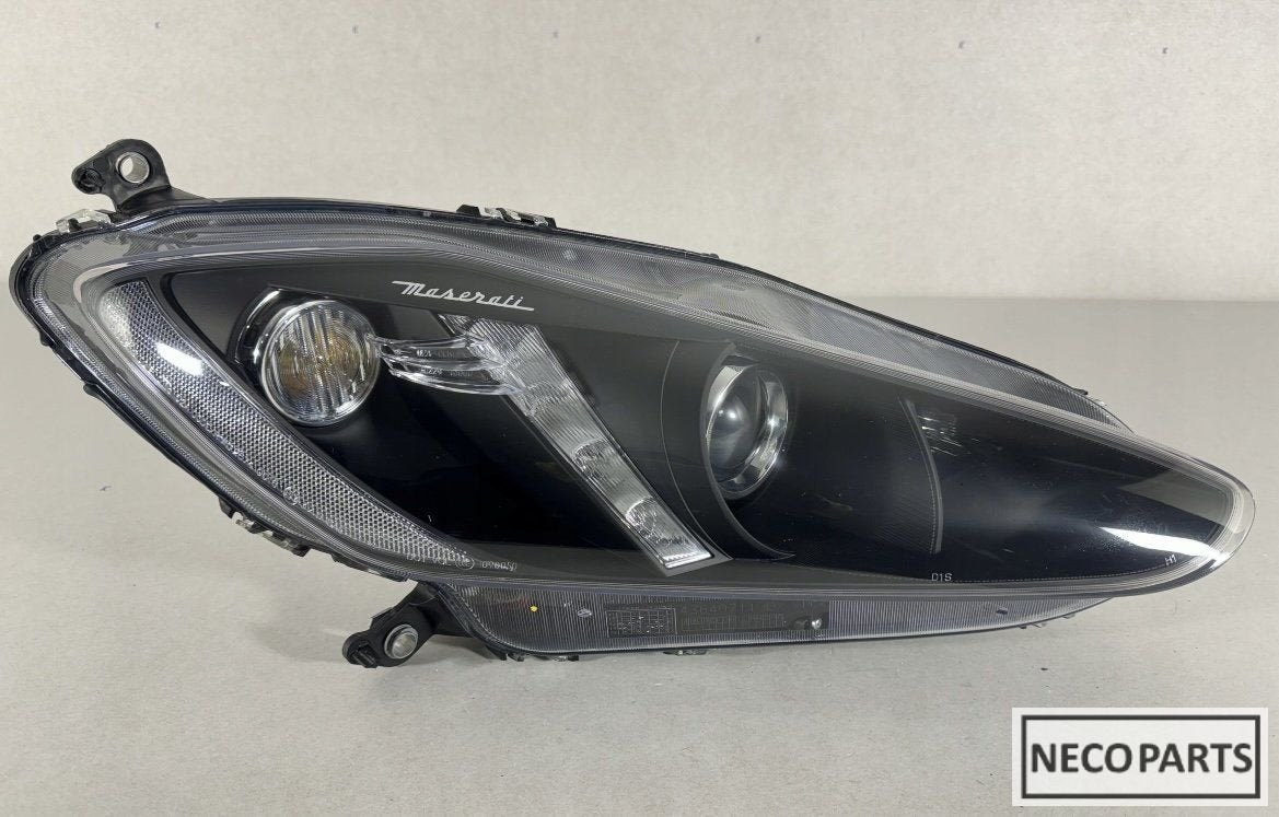 MASERATI GRANTURISMO FACELIFT BI XENON KOPLAMP ORIGINEEL, Maserati, Gebruikt, -, -
