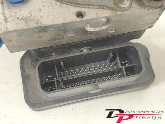ABS Pomp van een Nissan Micra, Gebruikt, -, -, Ophalen of Verzenden