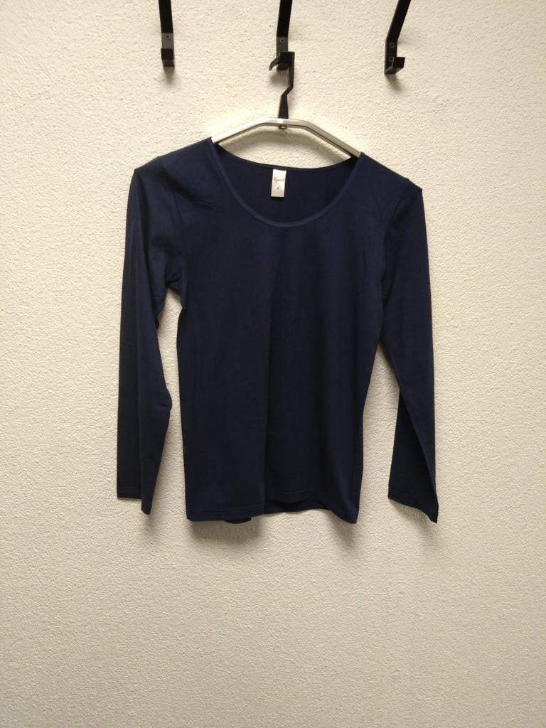 Donkerblauw T-shirt met lange mouwen - Maat M, Kleding | Dames, Maat 38/40 (M), Blauw, Ophalen of Verzenden, Zo goed als nieuw
