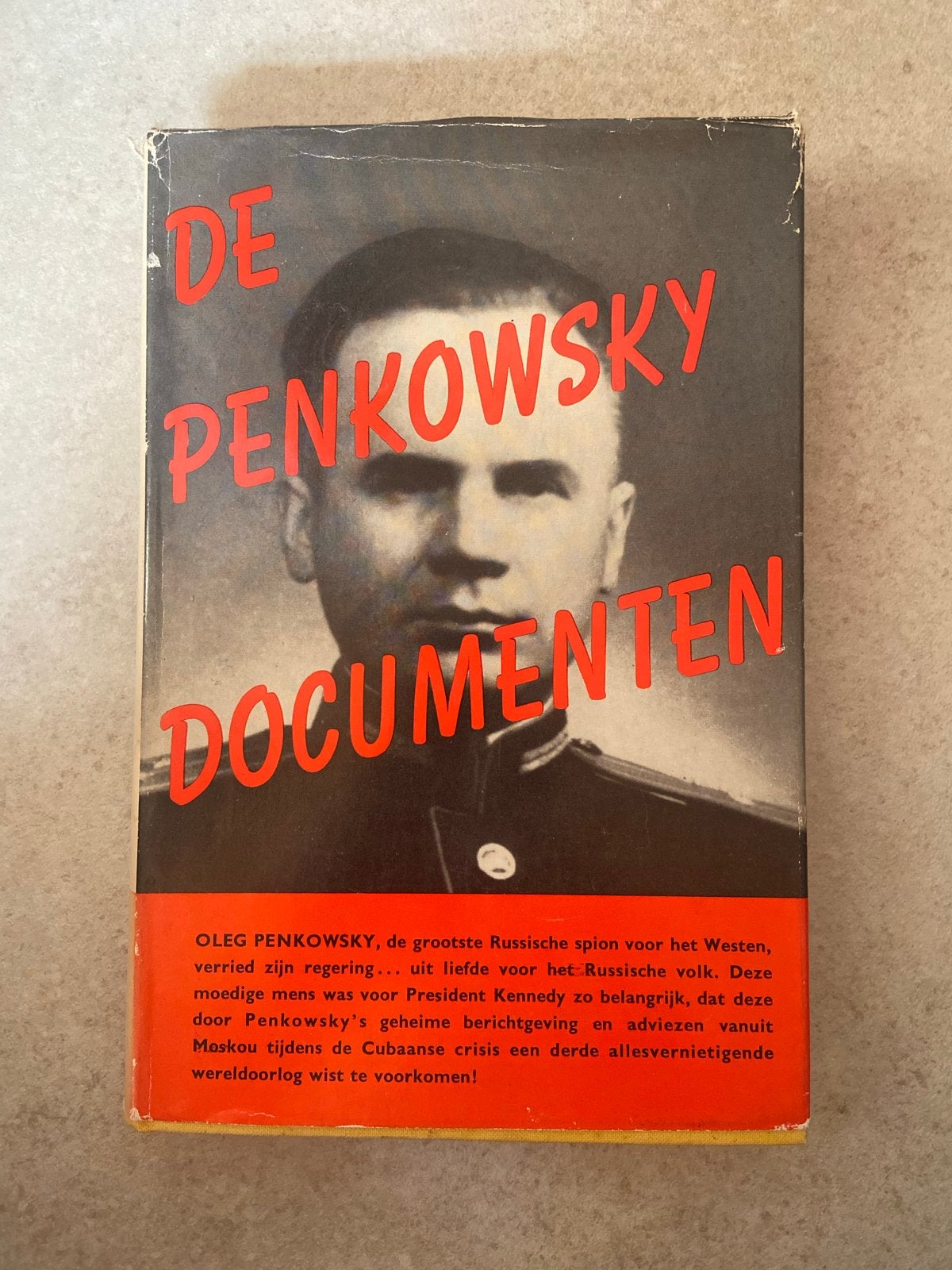 De Penkowsky Documenten & Rondom Chroesjtsjow Boeken, Ophalen of Verzenden, 20e eeuw of later, Gelezen