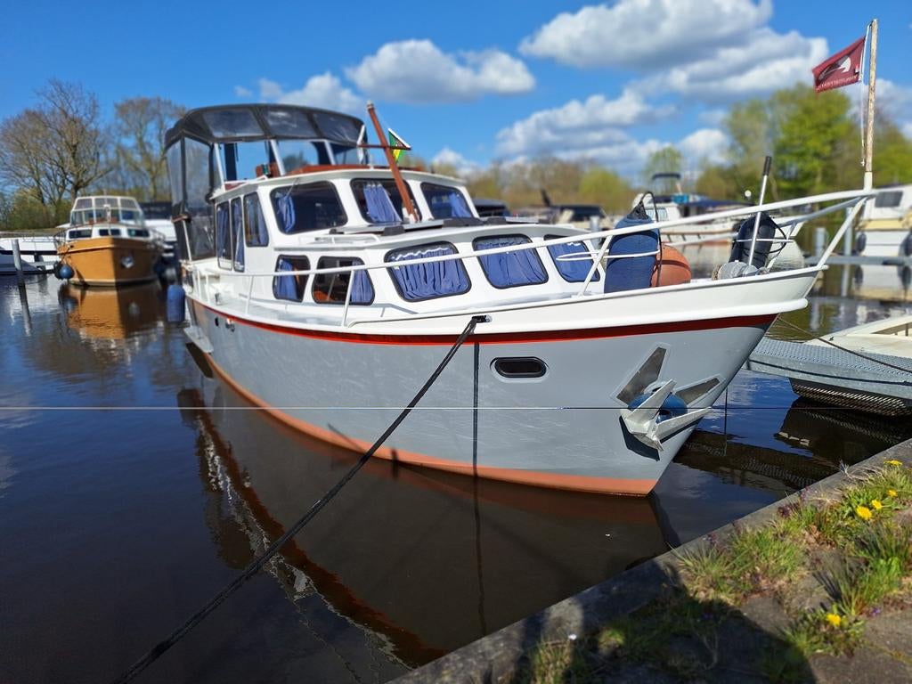 Mooie Marne motorkruiser 10.50, Watersport en Boten, Gebruikt, Staal, Diesel, Ophalen of Verzenden