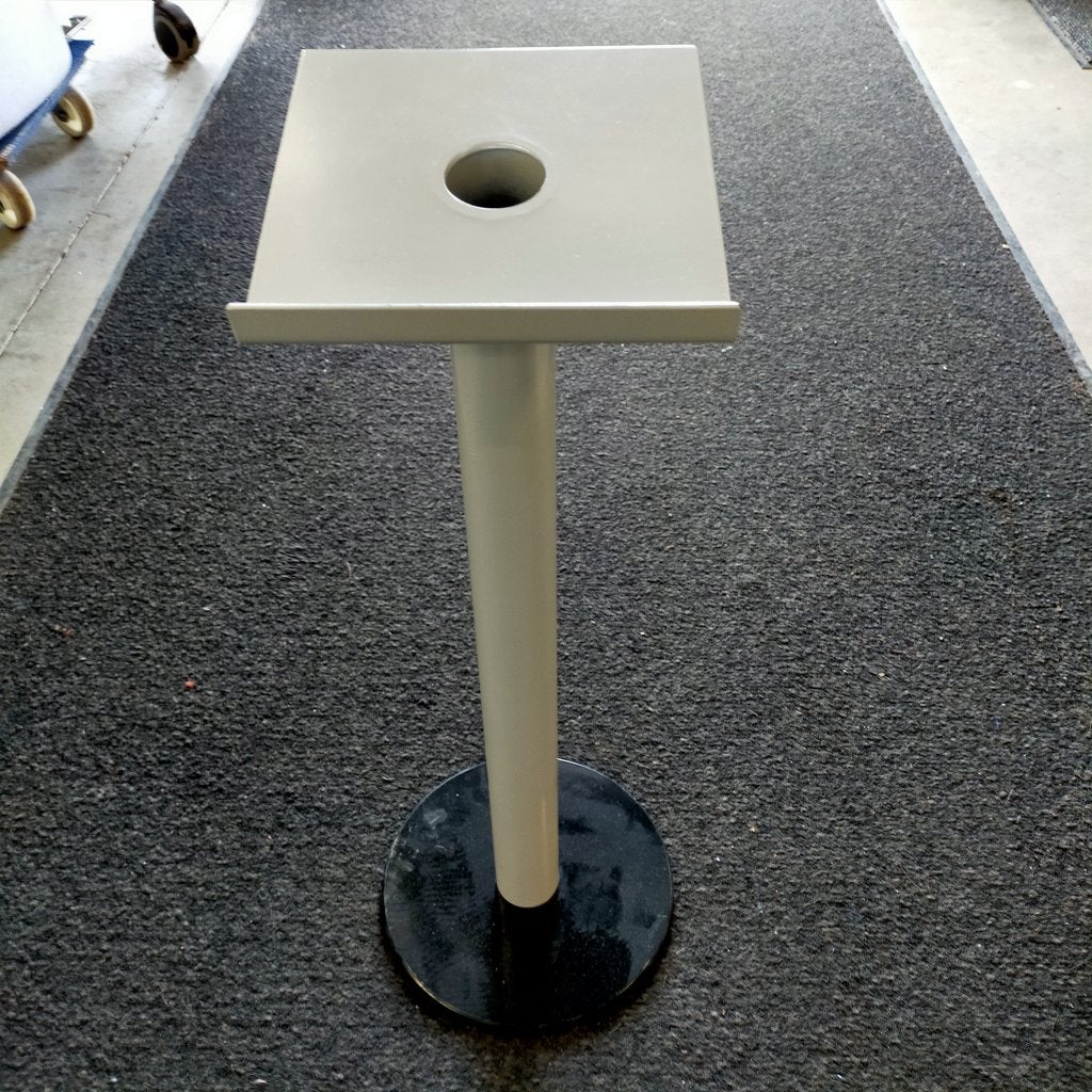4x metalen kolompoot / bureaustandaard / luidsprekerstandaa, Niet ingevuld, Gebruikt, Niet ingevuld, Niet ingevuld