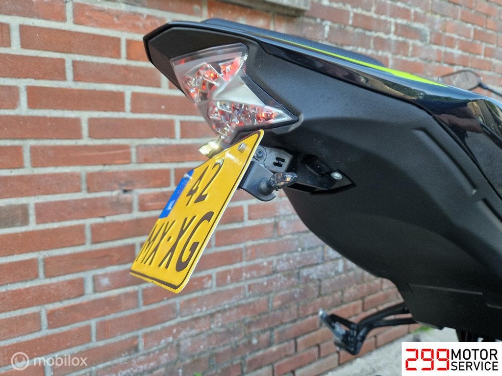 ️ Kawasaki Z900 a2 35kw 2024! Nieuwstaat, Motoren, Motoren | Kawasaki, 948 cc, Bedrijf, Toermotor, 12 t/m 35 kW