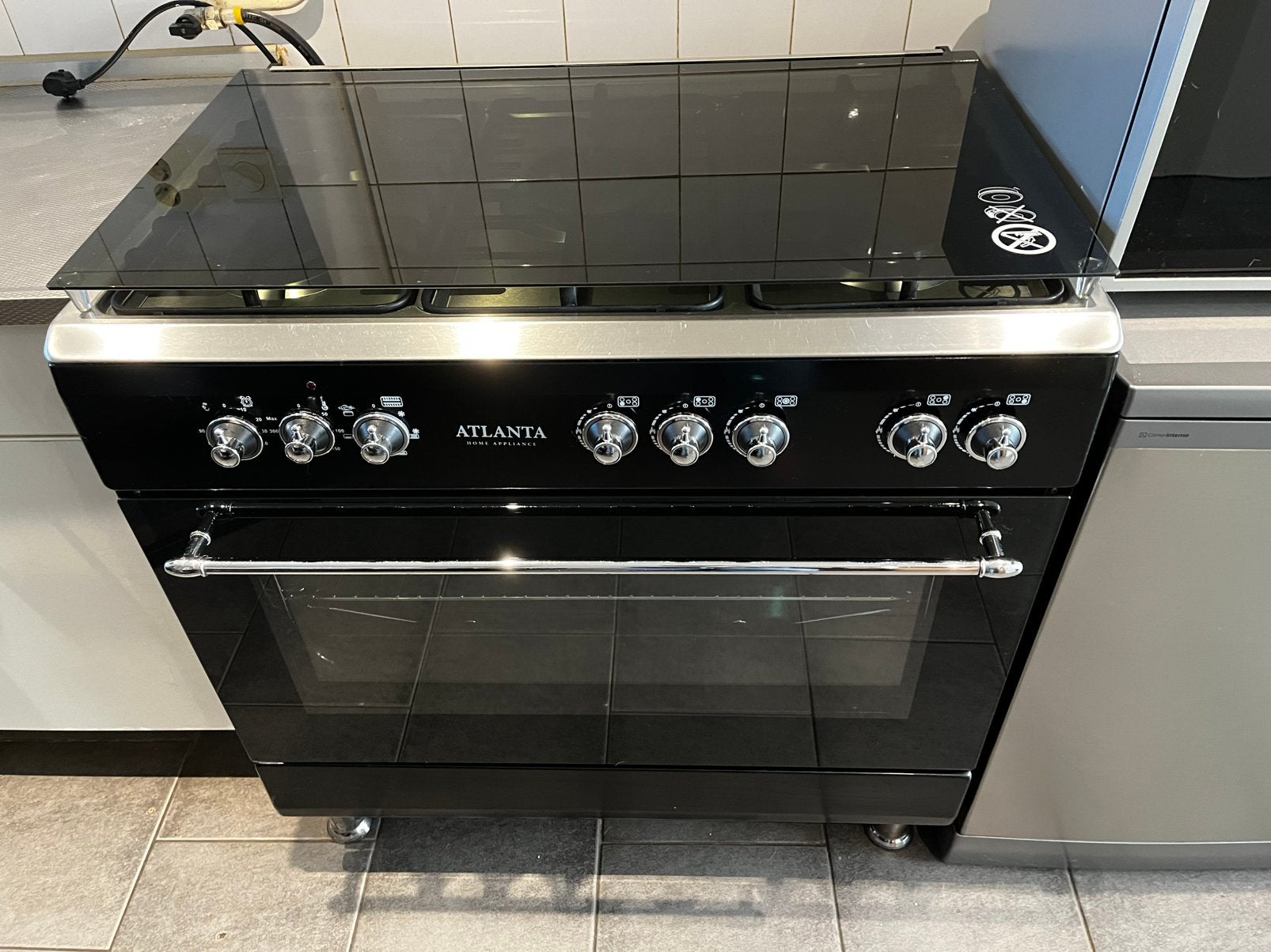 Atlanta fornuis 5 pits, Witgoed en Apparatuur, Fornuizen, Ophalen, 60 cm of meer, Zo goed als nieuw, Gas