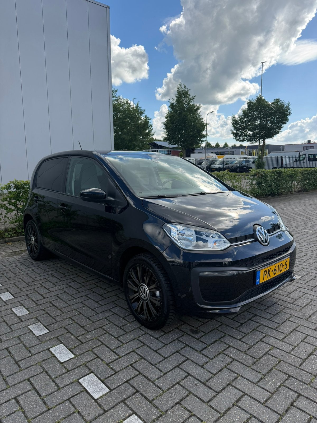 Volkswagen up! 1.0 44KW 5-DRS 2017 Zwart, Auto's, Volkswagen, Voorwielaandrijving, Up!, 4 stoelen, Zwart