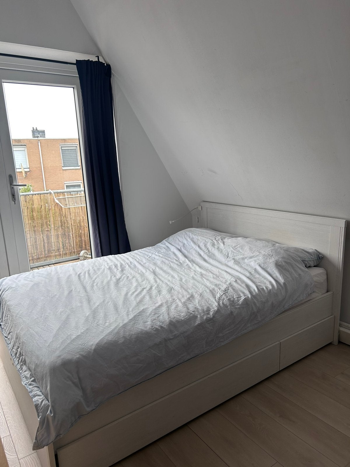 Bed met 2 opberglades en matras (140x200 cm), Ophalen, Gebruikt, Wit, Tweepersoons