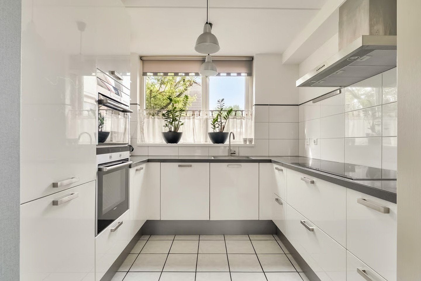 Keuken incl Siemens apparatuur te koop