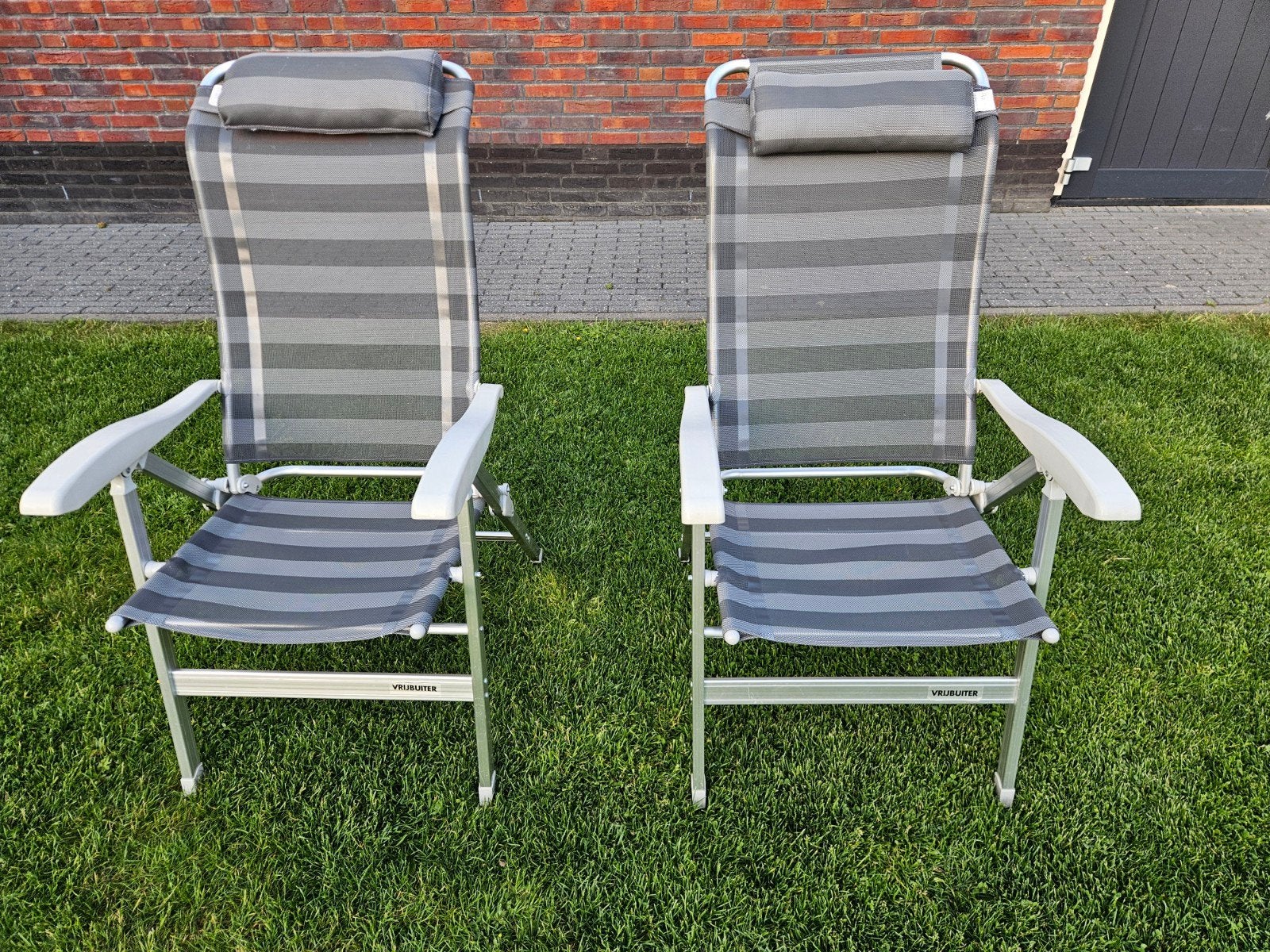 2x Verstelbare campingstoelen met hoofdsteun, Ophalen
