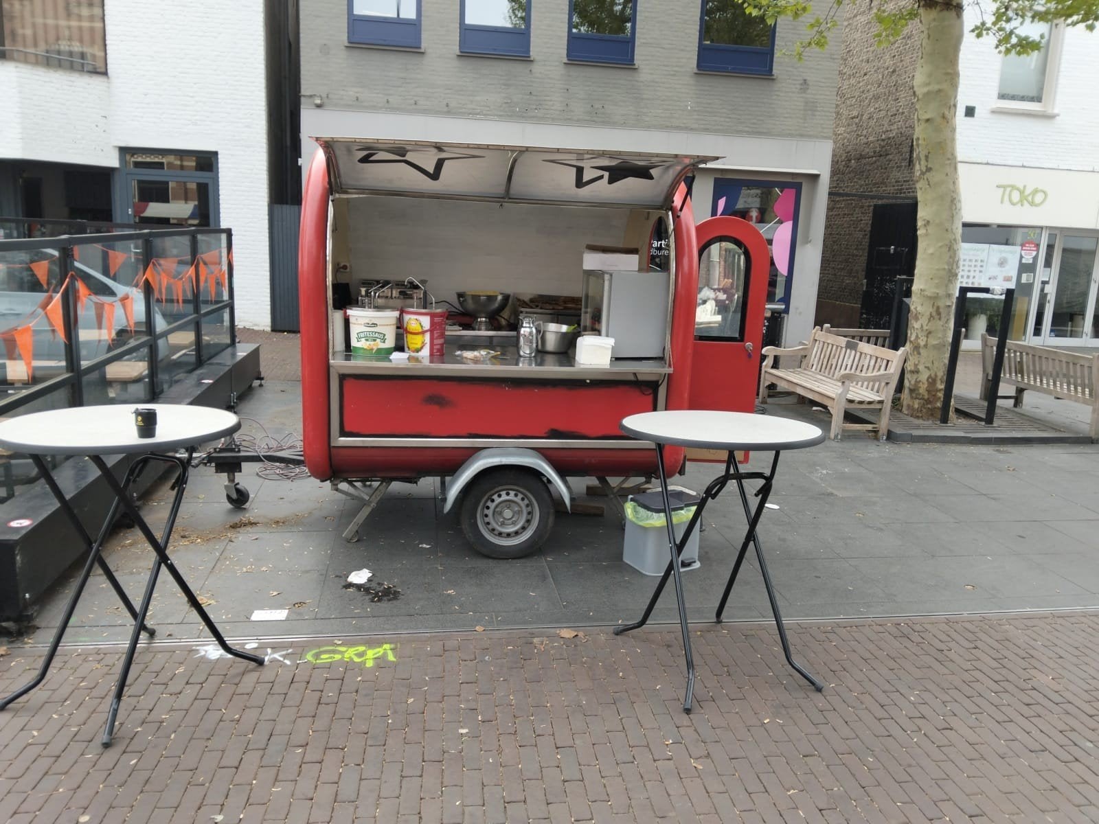 Een frietwagen voor aan huis, Ophalen of Verzenden