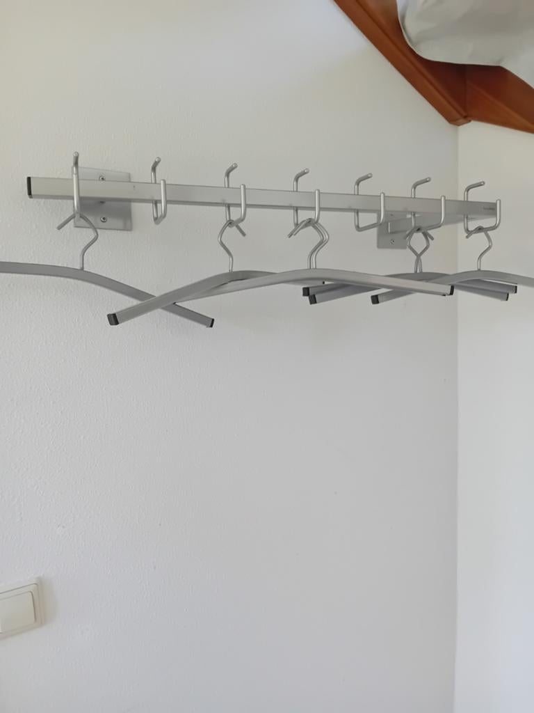 Mooie taps toelopende kapstok van Bony Design, 80cm, Huis en Inrichting, Woonaccessoires | Kapstokken, Gebruikt, Minder dan 100 cm