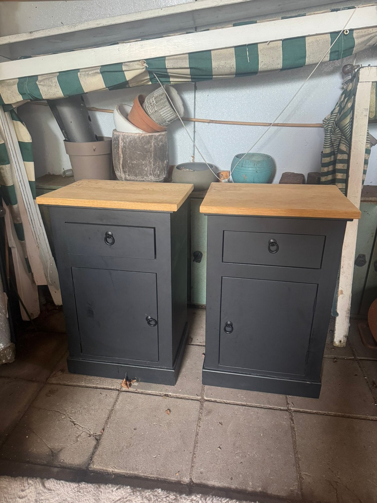 Set van 2 landelijke nachtkastjes, Ophalen, Zo goed als nieuw, Minder dan 45 cm