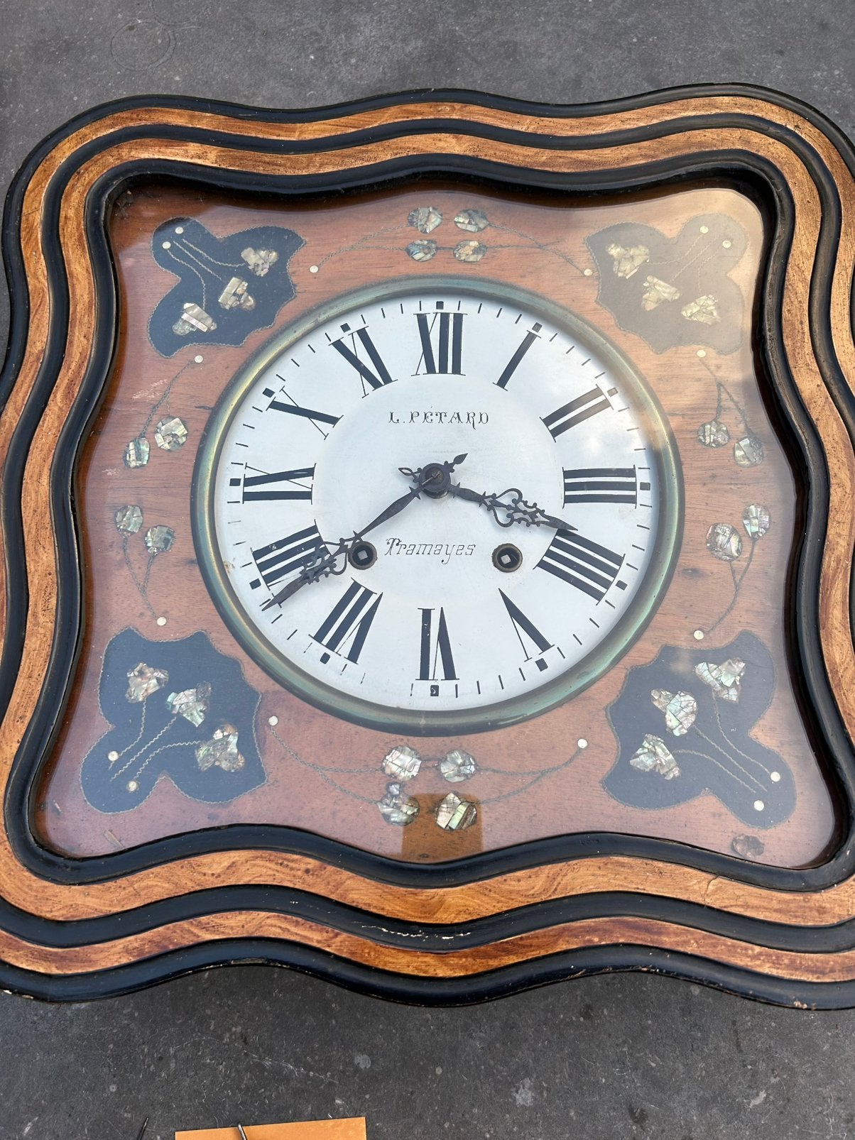 Franse wandklok oeil de boeuf 19e eeuw met parelmoer, Antiek en Kunst, Antiek | Klokken, Ophalen