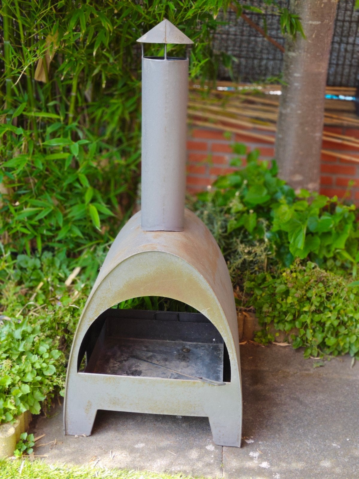 Buitenhaard met losse bak, pook en radiatorlak, Tuin en Terras, Ophalen