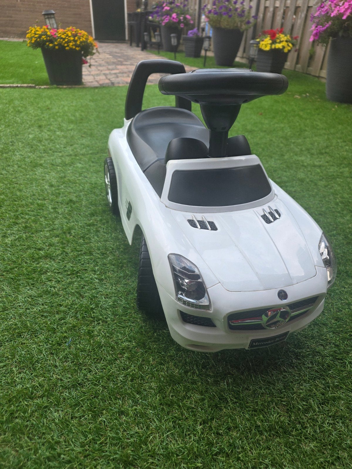 mercedes loopauto met geluid, Ophalen, Zo goed als nieuw