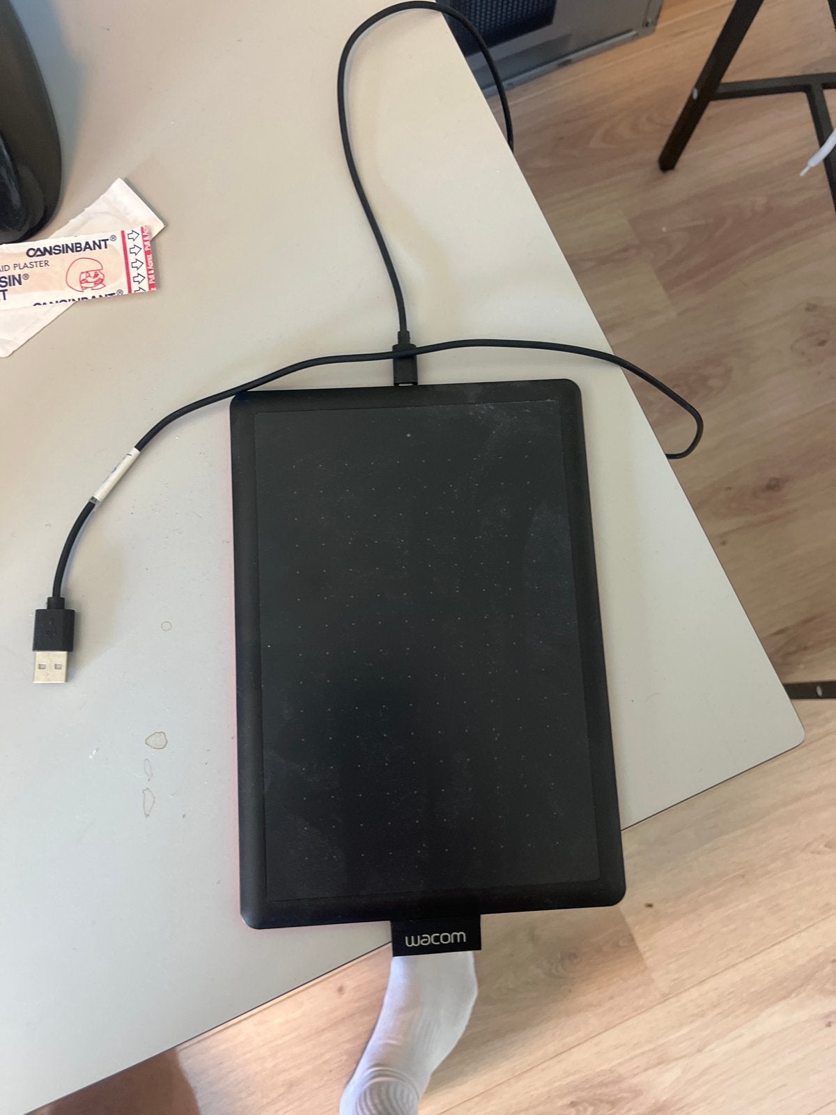 Wacom One by Wacom tekentablet met pen - complete set, Ophalen of Verzenden, Zo goed als nieuw, Bedraad