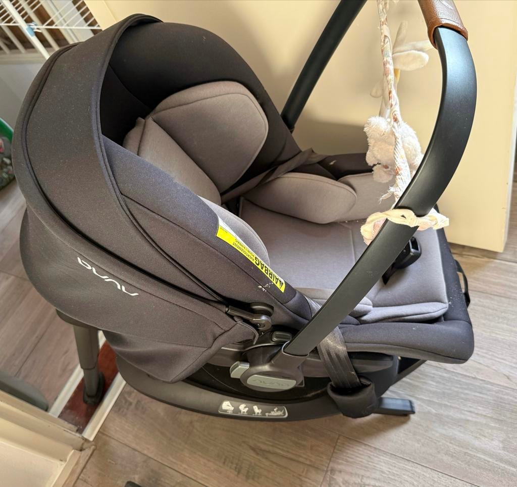 Nuna PIPA Next baby Autostoel met Nuna 360 Isofixbase, Zijbescherming, Zo goed als nieuw, Isofix, 0 t/m 13 kg