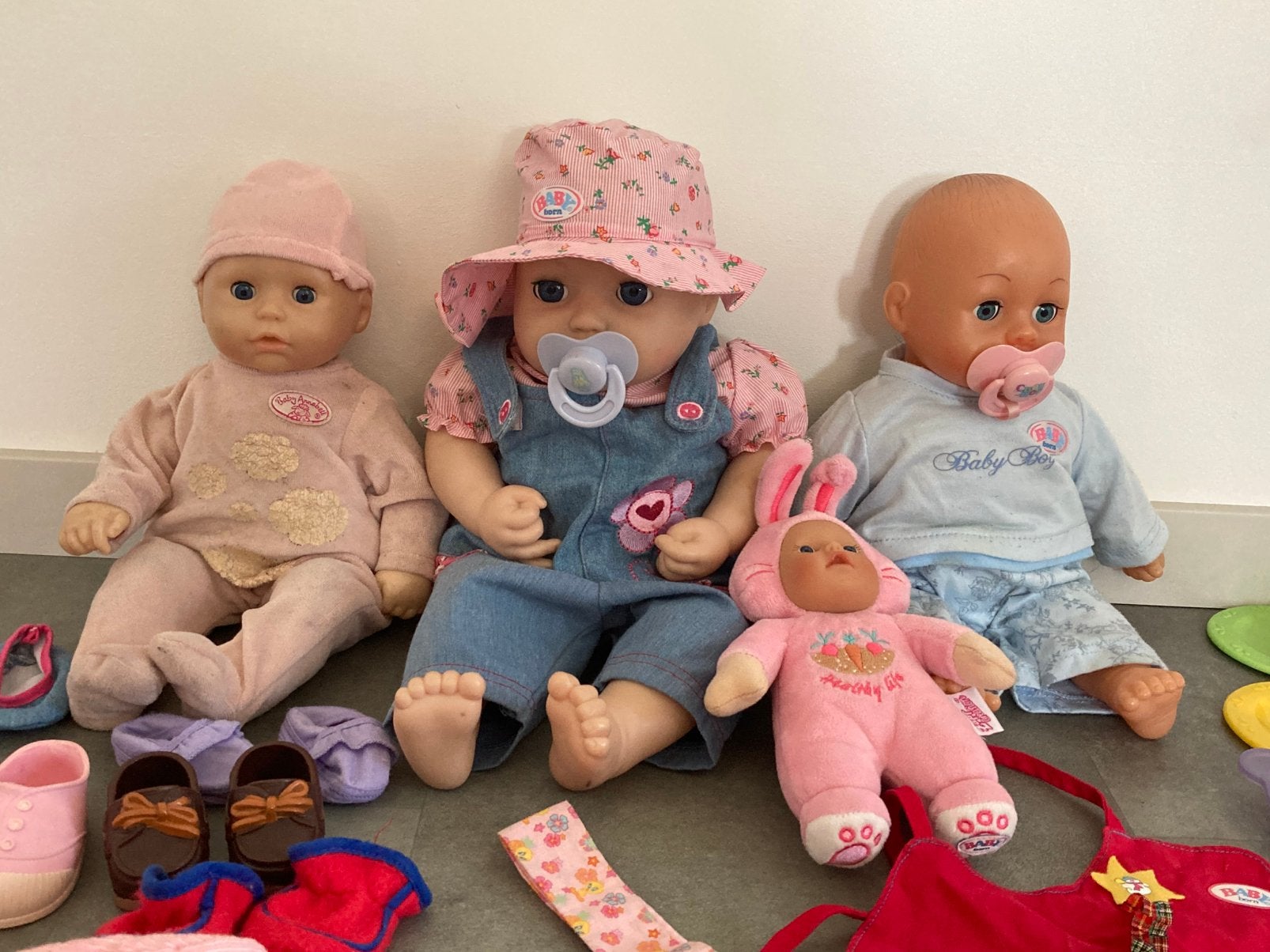 Poppen spullen Baby Born, Kinderen en Baby's, Speelgoed | Poppen, Gebruikt, Babypop, Ophalen of Verzenden
