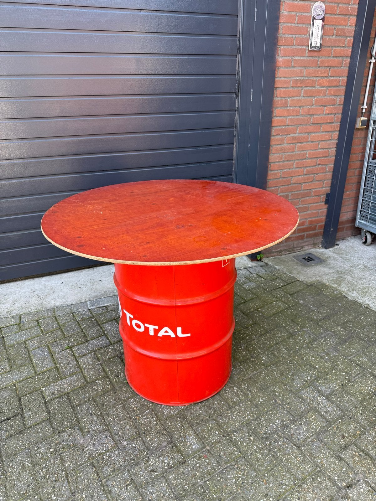 Statafel van olievat - Total, Ophalen, Gebruikt