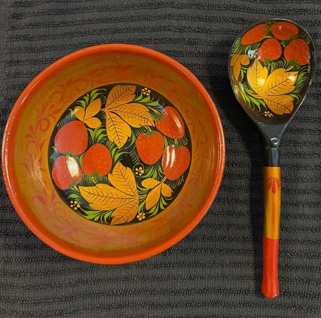 Handgeschilderde Russische houten kom en lepel, Ophalen