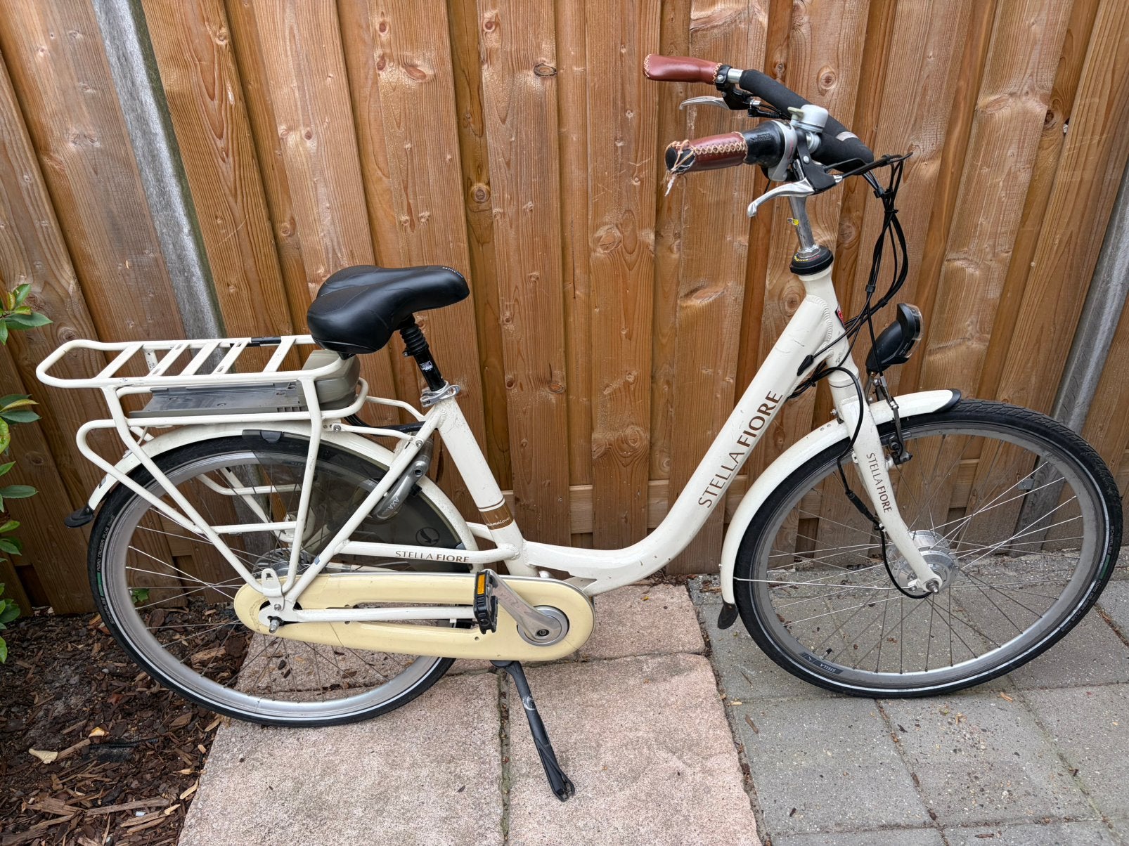 Stella fiore electrische fiets voor onderdelen / opknappen, Fietsen en Brommers, Minder dan 30 km per accu, Gebruikt, 51 tot 55 cm