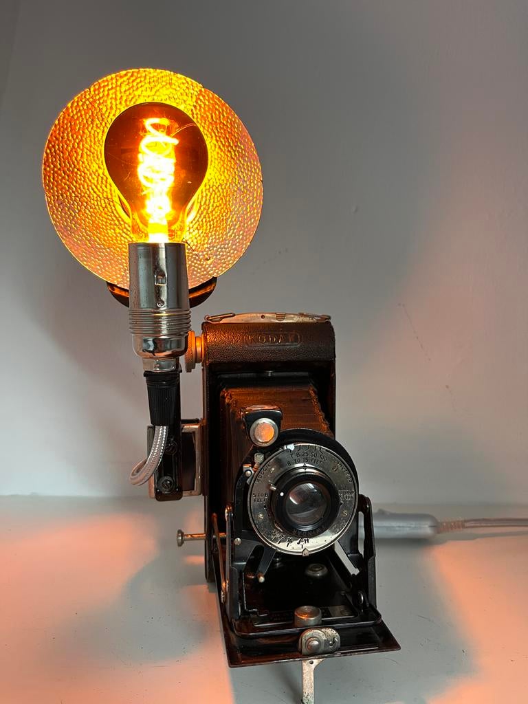 Balgcamera, Kodak, jaren veertig als unieke lamp, Gebruikt, Ophalen of Verzenden, Glas, Minder dan 50 cm