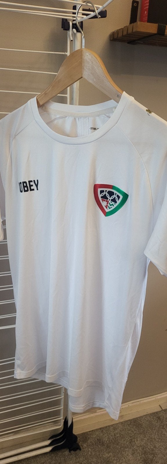 Robey Velo Trainingsshirt Maat L, Maat 52/54 (L), Nieuw, Ophalen of Verzenden, Voetbal