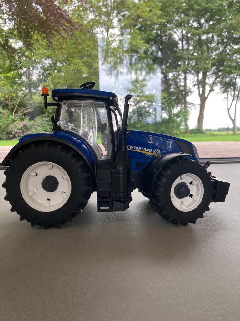 New Holland bruder T7.315, Kinderen en Baby's, Speelgoed | Speelgoedvoertuigen, Ophalen of Verzenden, Gebruikt