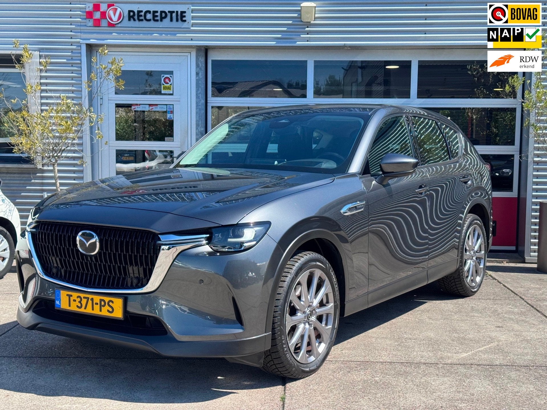 Mazda CX-60 2.5 e-SkyActiv PHEV Exclusive-Line / Plug-In / A, Auto's, Mazda, Automaat, Dealer onderhouden, Gebruikt, Euro 6