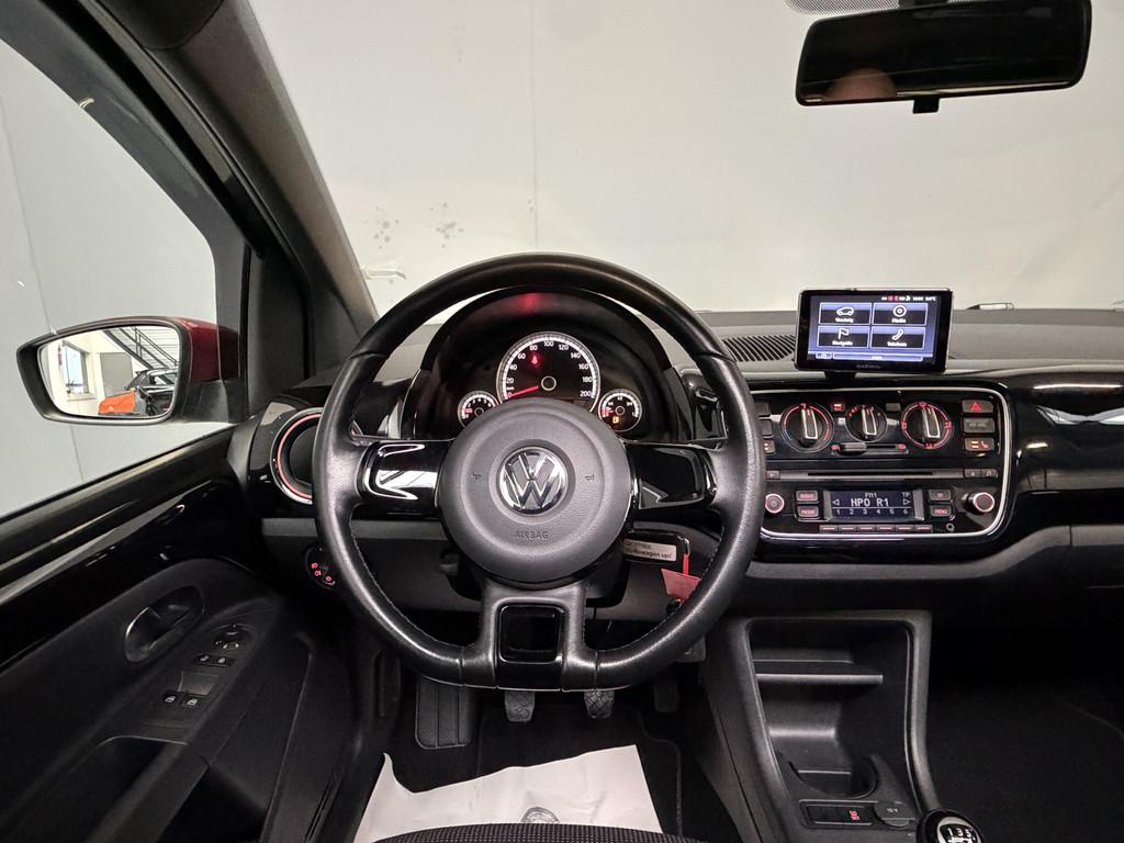 Volkswagen up! 1.0 high up! Colour UP Panorama | Airco |, Auto's, Volkswagen, Voorwielaandrijving, Gebruikt, Start-stop-systeem