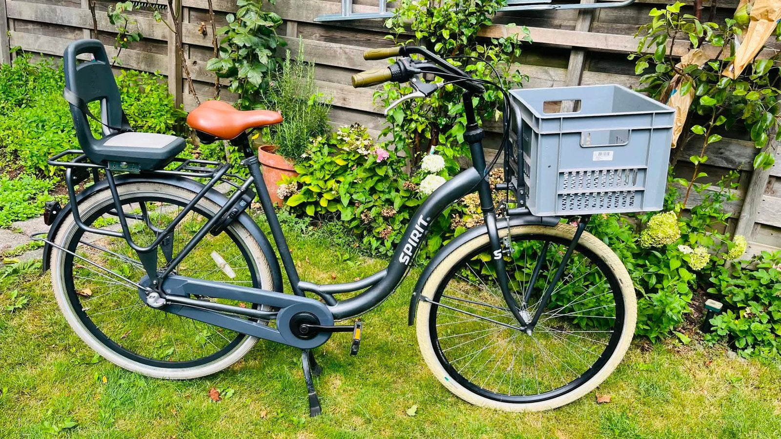 Mooie spirit damesfiets Moederfiets donker grijs 28 inch, 53 tot 56 cm, Dubbele standaard, Zo goed als nieuw, Ophalen