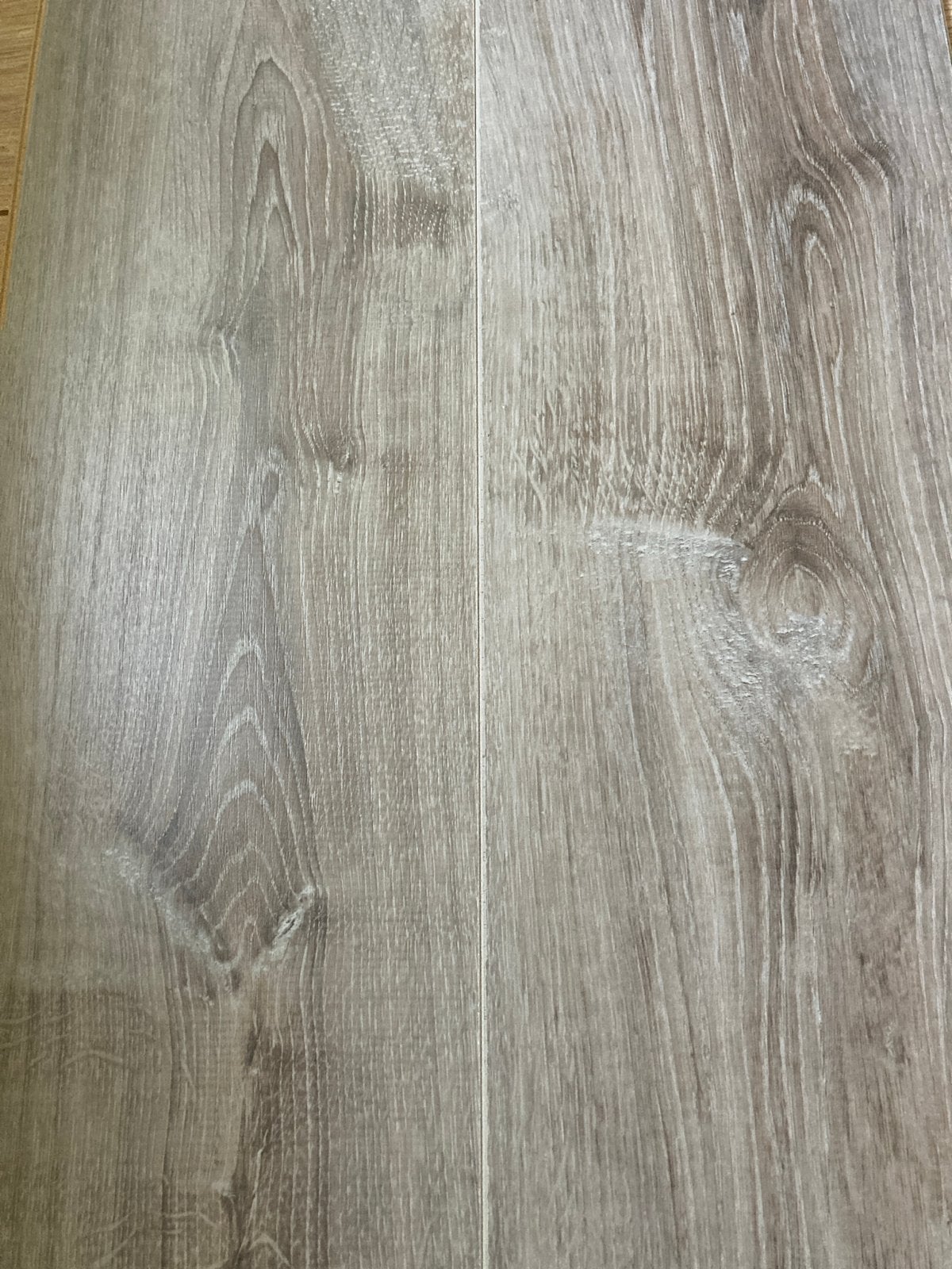 Nieuw laminaat wild grijs eiken - 28m2, Nieuw, Ophalen of Verzenden, 10 m² of meer, Hout