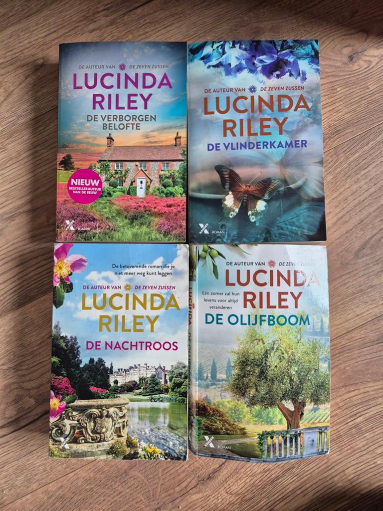 Lucinda Riley, Ophalen of Verzenden, Zo goed als nieuw