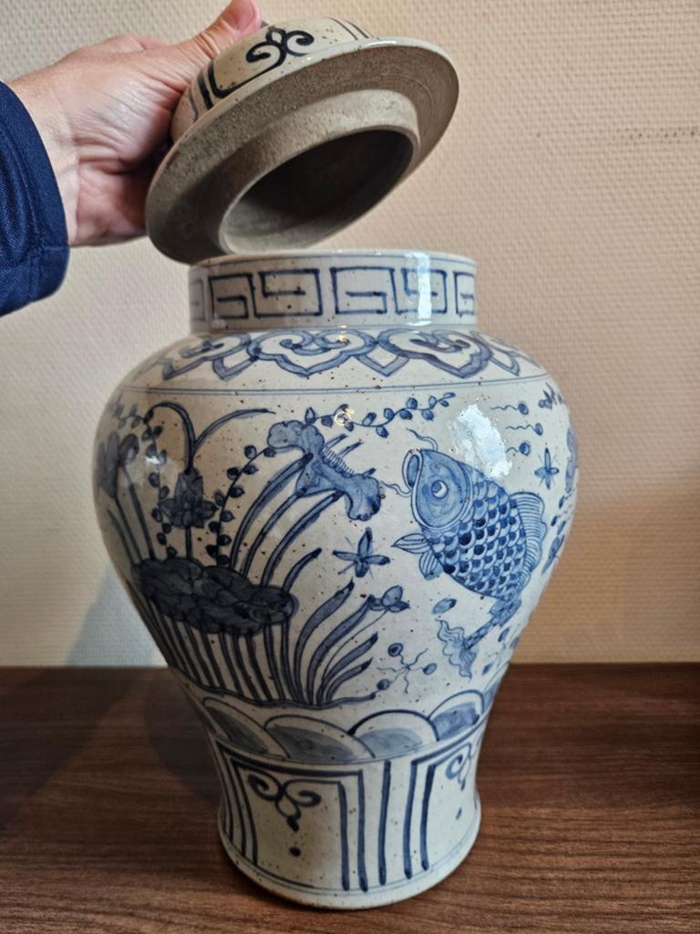 Grote Chinese vaas dekselvaas vintage vissen karpers China, Ophalen of Verzenden