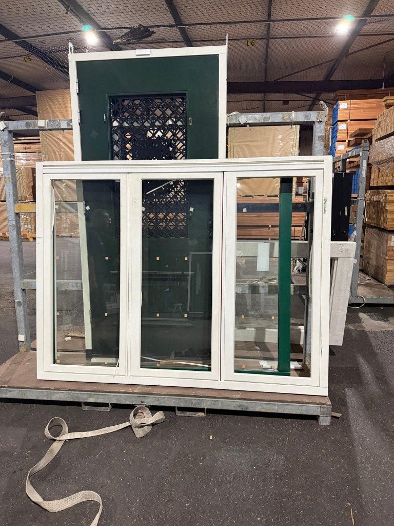 Kozijn met 3 vaste ramen, Doe-het-zelf en Verbouw, Kozijnen en Schuifpuien, Ophalen, Raamkozijn, Zo goed als nieuw, 150 tot 225 cm