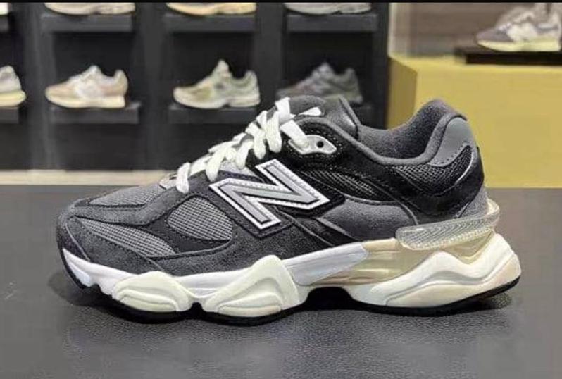 new balance 9060 nieuw, Ophalen of Verzenden, Zo goed als nieuw, Sneakers of Gympen
