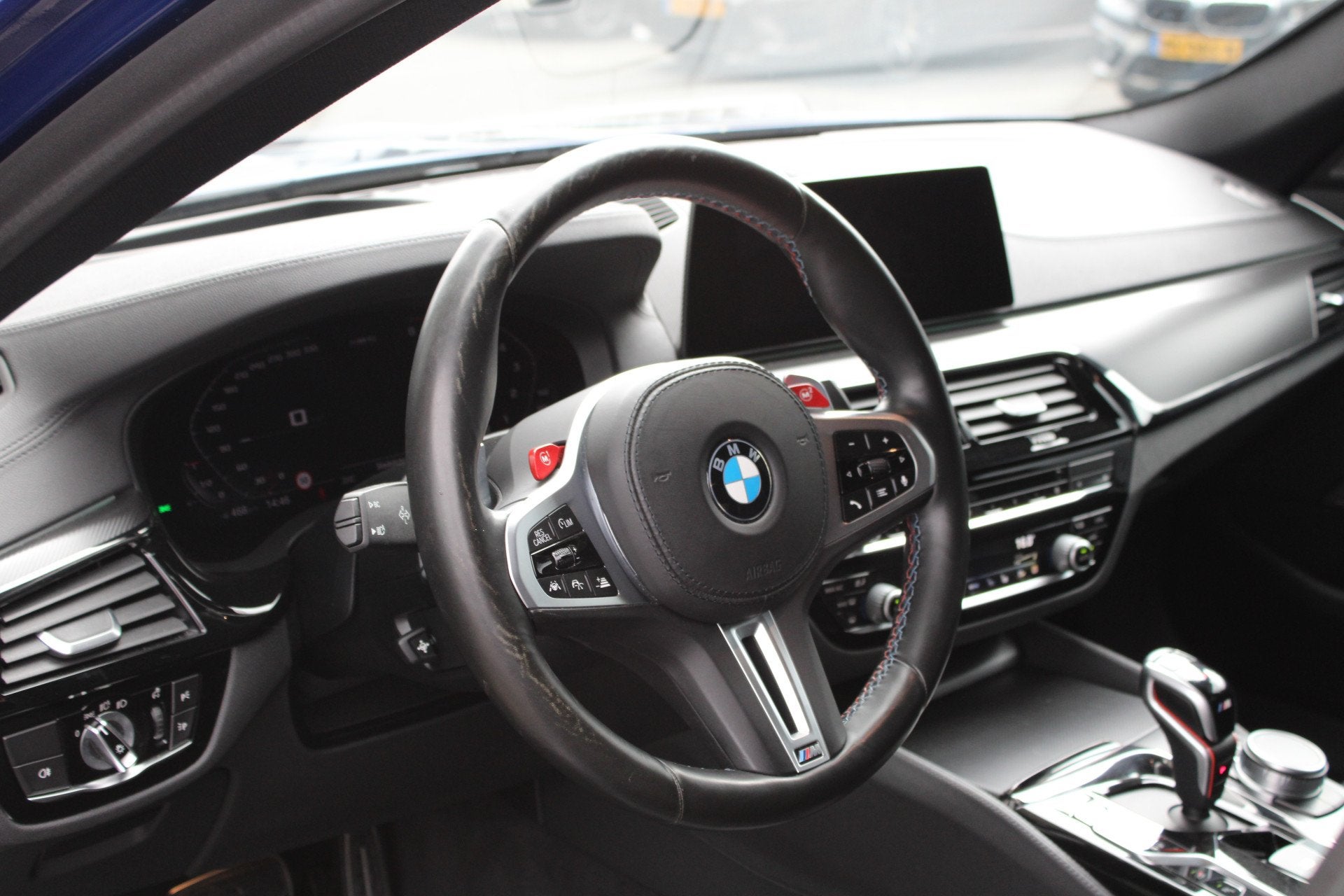 BMW M5 Automaat / Adaptieve LED / M Multifunctionele Stoelen, 12 maanden, Gebruikt, Leder, Bedrijf