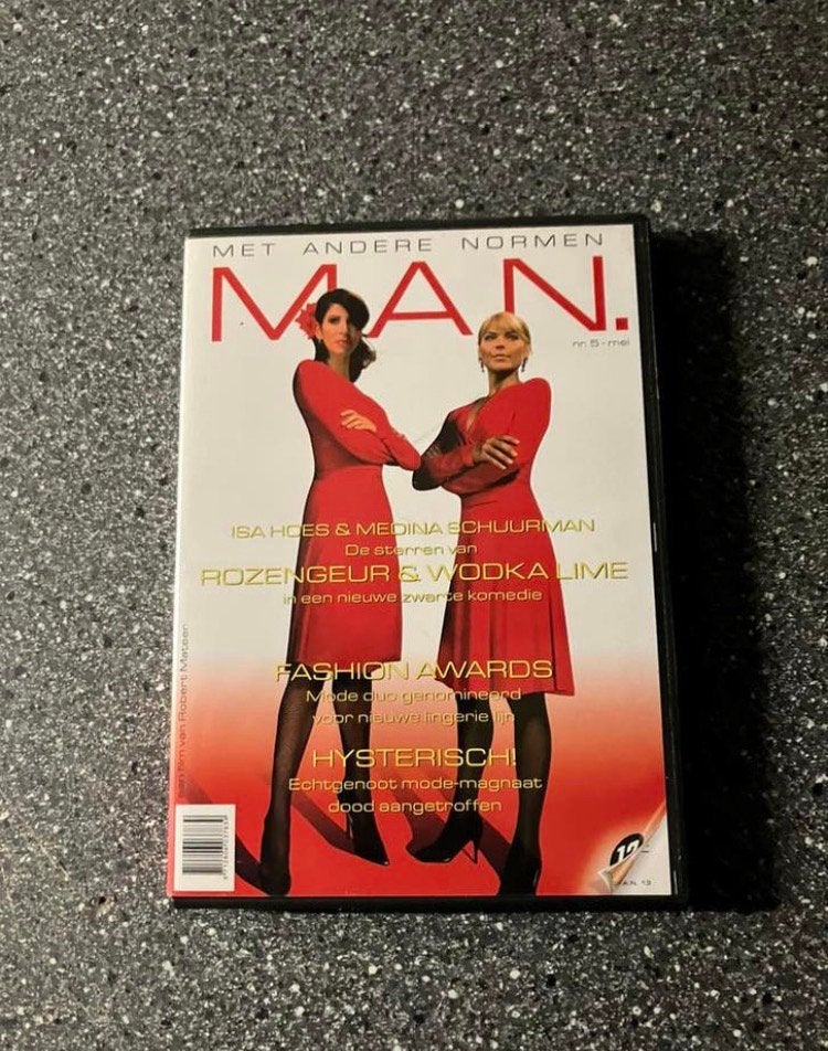 M.A.N. (Met Andere Normen) (2009) Isa Hoes, Medina Schuurman, Vanaf 12 jaar, Ophalen of Verzenden, Zo goed als nieuw, Drama